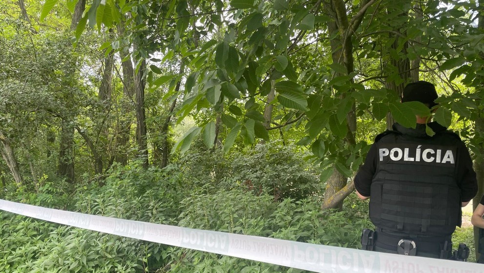 V toku Malého Dunaja neďaleko Bratislavy našli mŕtvolu.