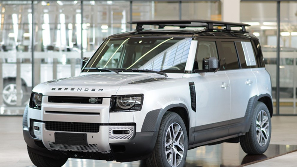 Nový Land Rover Defender z nitrianskeho závodu Jaguar Land Rover.