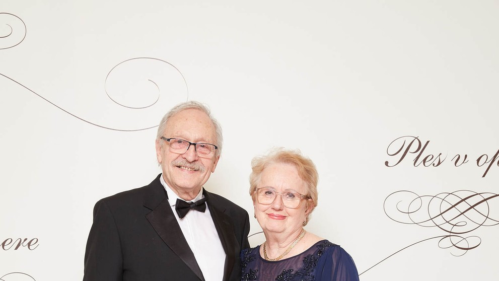 Lančarič Pavol, hostiteľ Plesu v opere, s manželkou Silviou Lančaričovou.