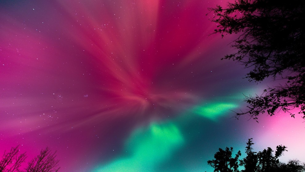 Polárna žiara nad Minnepolisom.