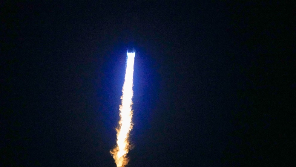 Nosná raketa New Glenn odštartovala na prvý skúšobný let.