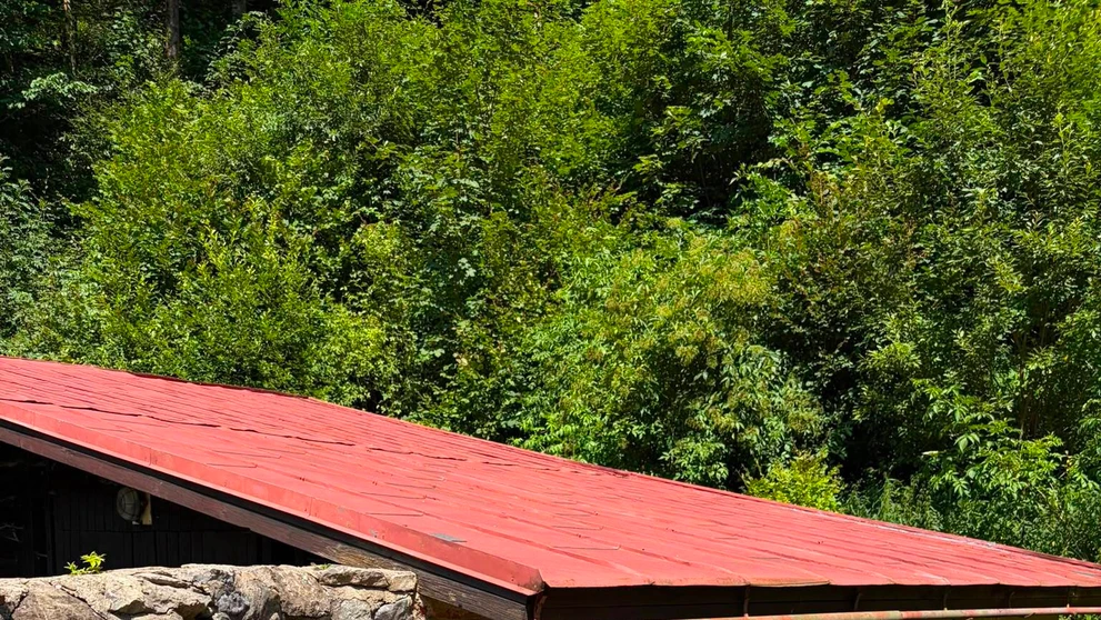 V národnom parku Malá Fatra začali s prácami na osádzanie vlajkových stožiarov