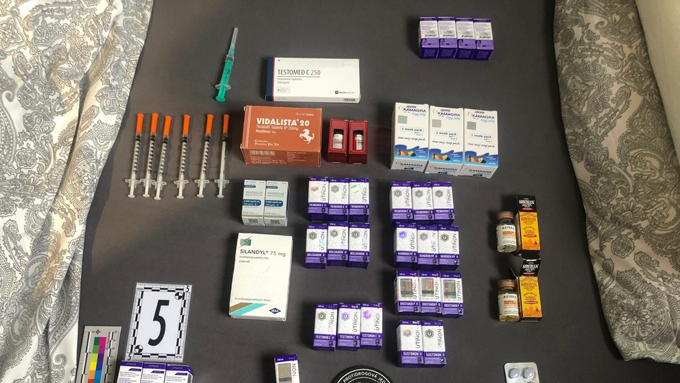 Zadržali dílerov nelegálnych liekov.