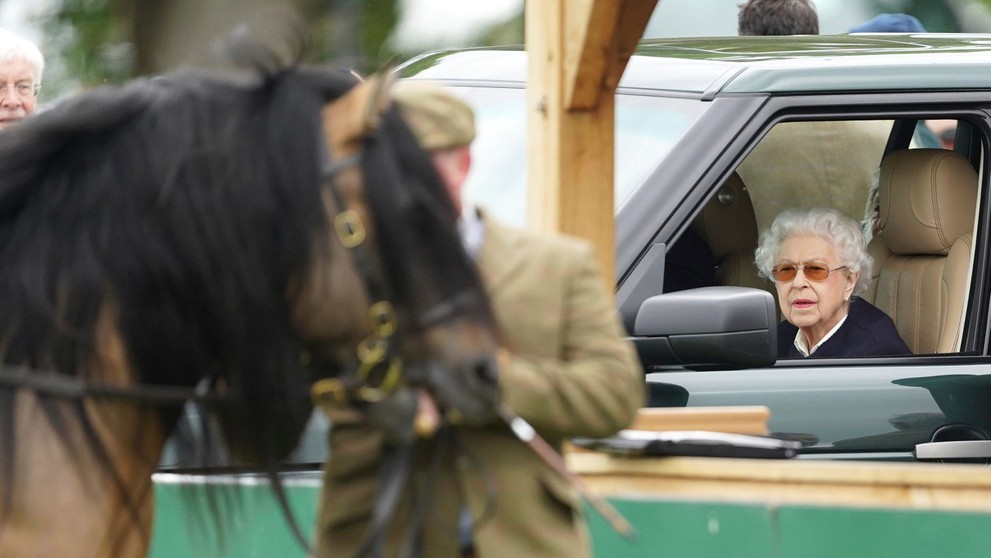 Prehliadka koní vo Windsore