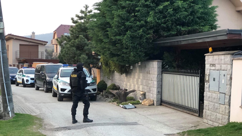 Razia v Bratislave s súvislosti s výstavbou bratislavského obchvatu.