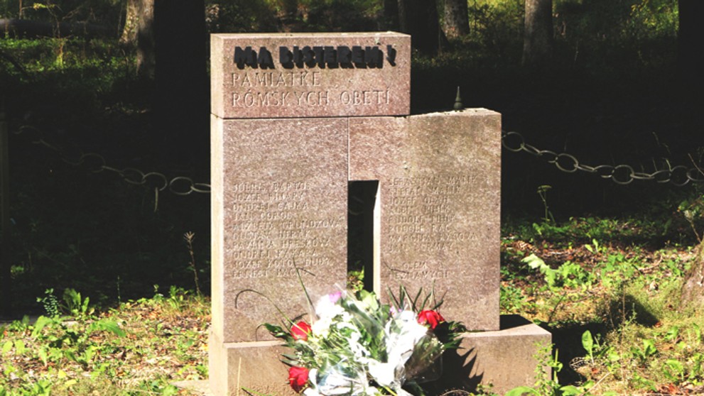 Súkromný archív Zuzany Kumanovej, spomienka v Osvienčime.