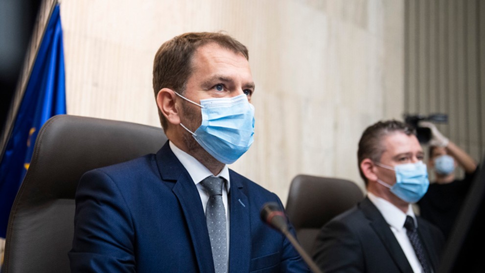 Predseda vlády Igor Matovič a minister vnútra SR Roman Mikulec (obaja OĽaNO).