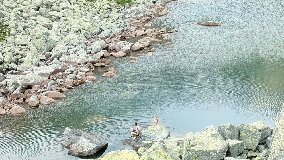 Českú turisti sa schladili v jednom zo Žabích plies