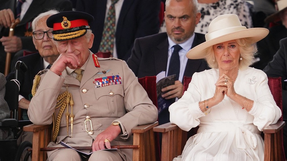 Slová veterána dohnali Karola III. a Camillu k slzám