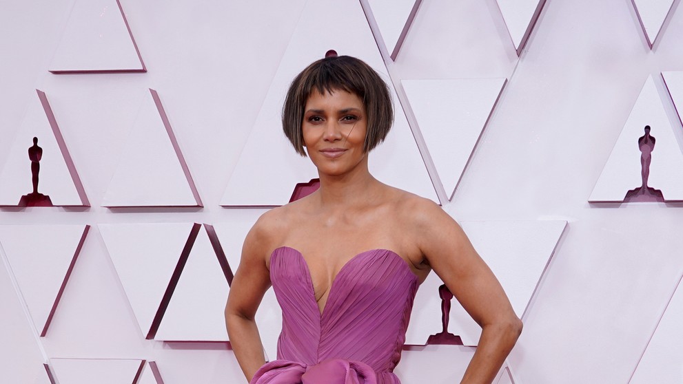 Halle Berry na 93. ročníku Oscarov
