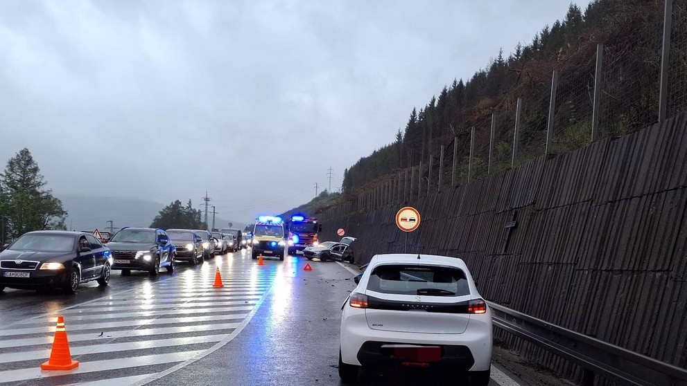Nehoda v Krásne nad Kysucou.