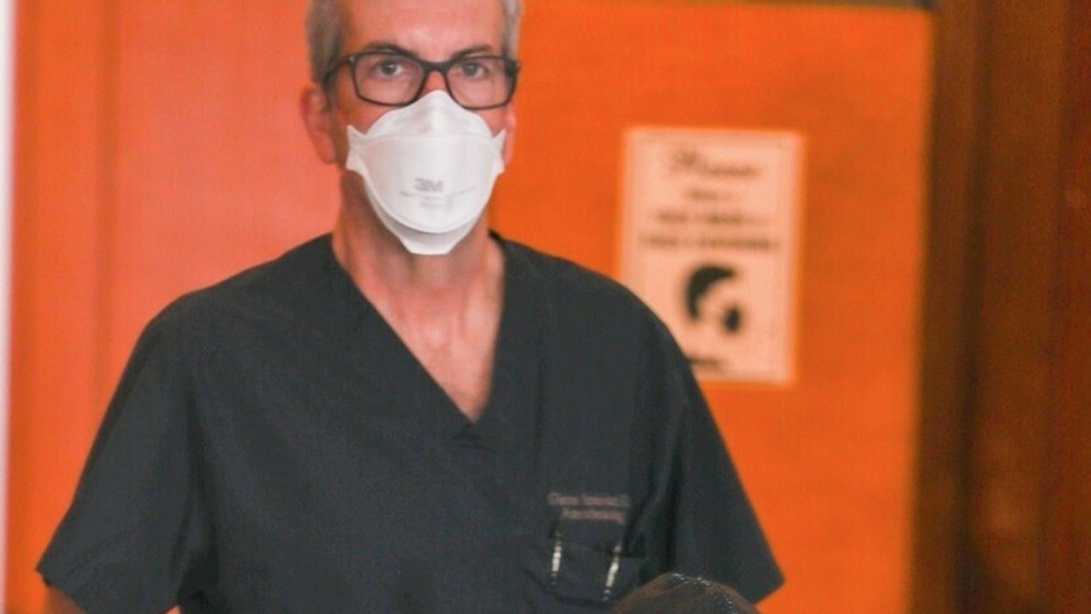 Brad Pitt na vozíku