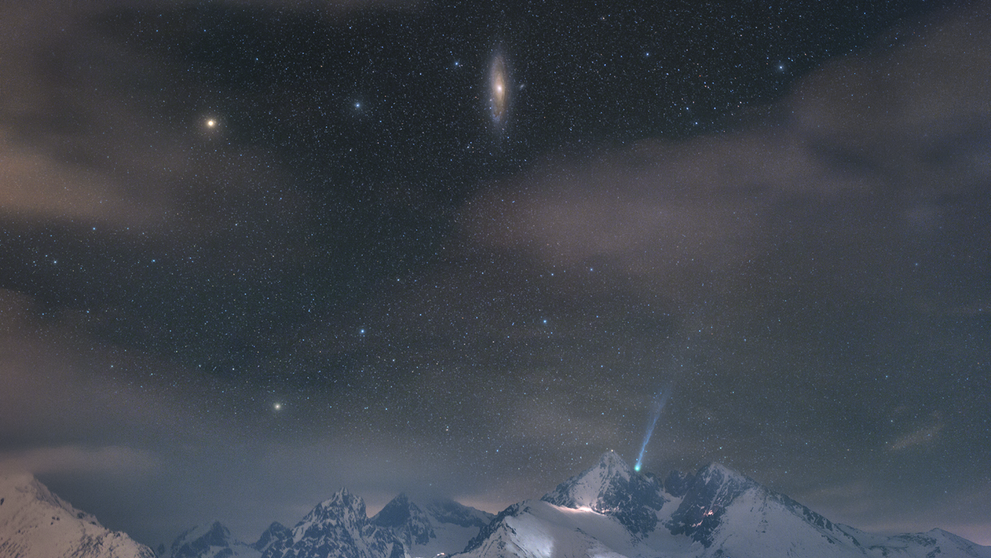 Kométa 12P/Pons-Brooks nad Lomnickým štítom.