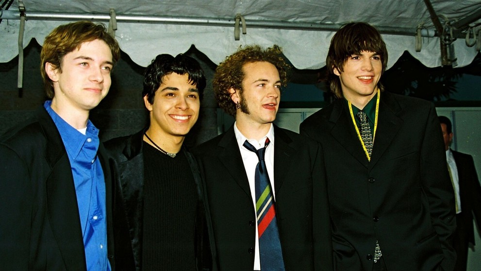 Danny Masterson (druhý sprava) so seriálovými kolegami