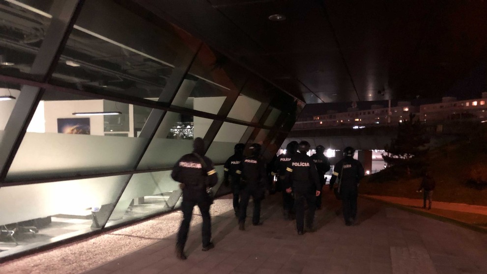 17 ZAHR Rumunsko monolit.transfer_komplet_tvnoviny.mp4