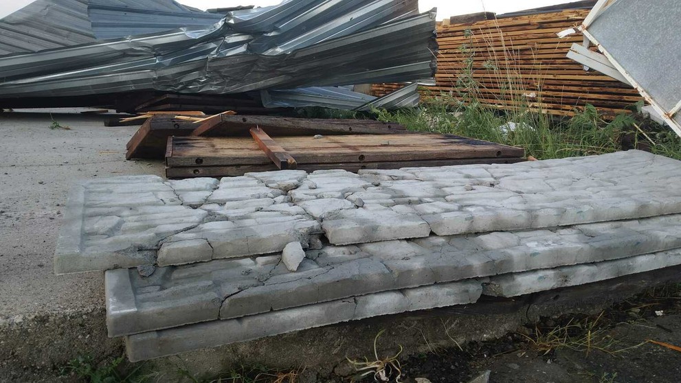 Štvorkolka po nehode.