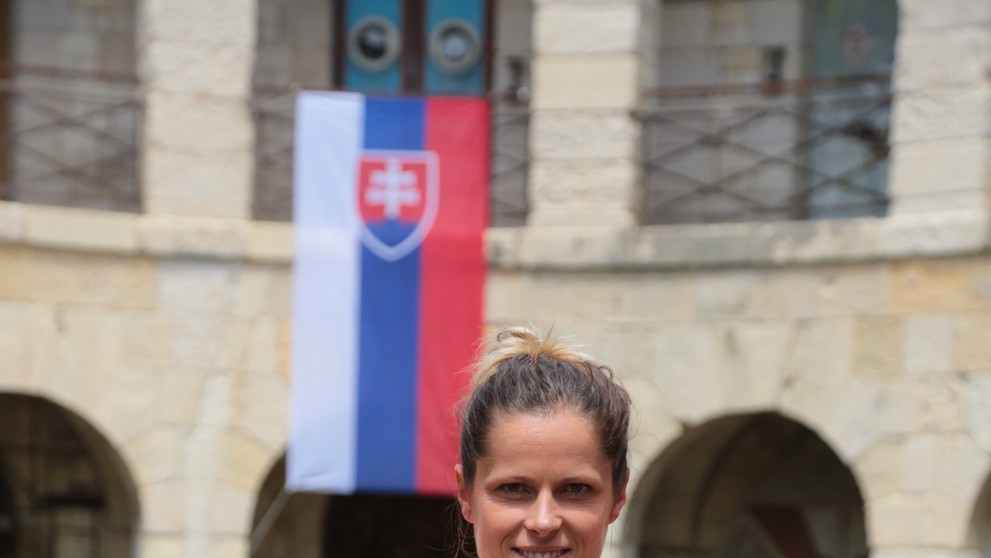 Veronika Velez-Zuzulová