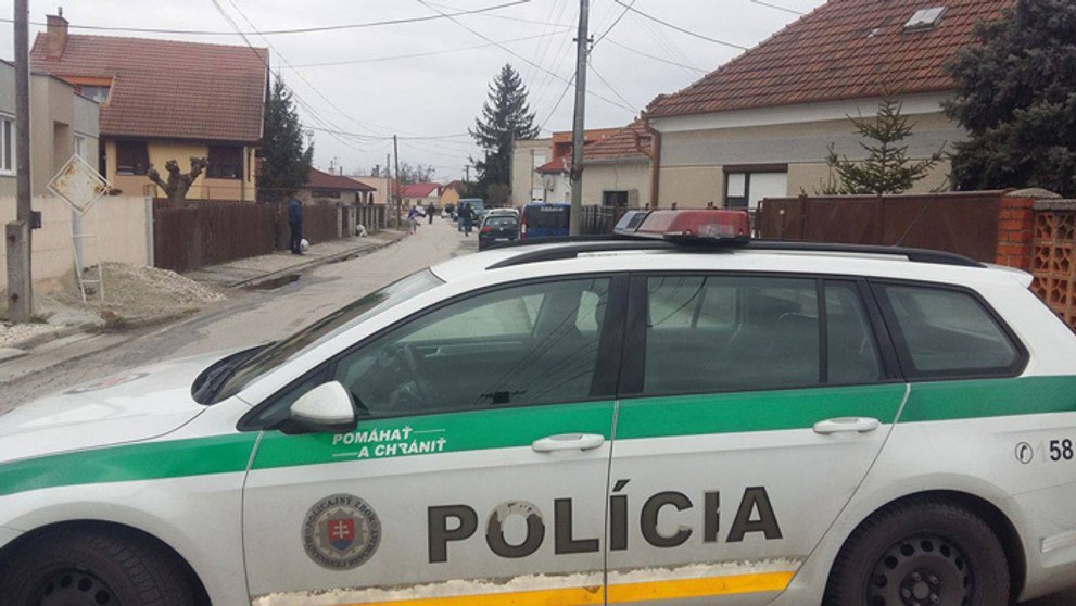 V Okoči našli dobodaných manželov.