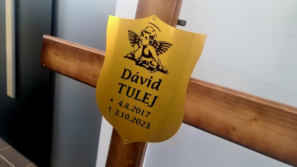 Pohreb Dávida (†6) v Smižanoch