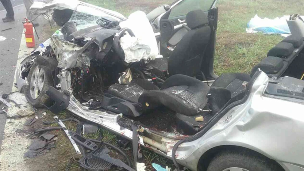 V Rimavskej Sobote sa zrazil vlak s autom.