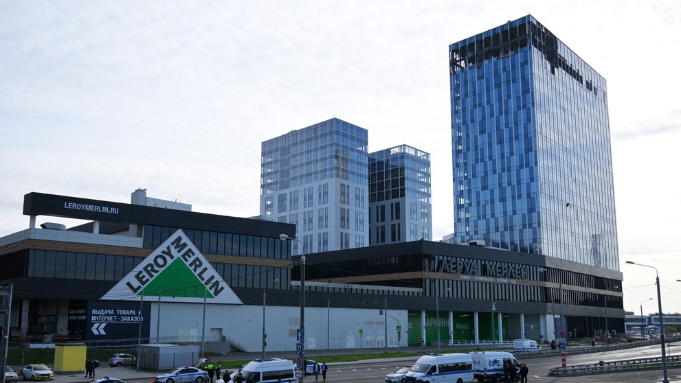 Útoky dronmi poškodili dve budovy v Moskve.