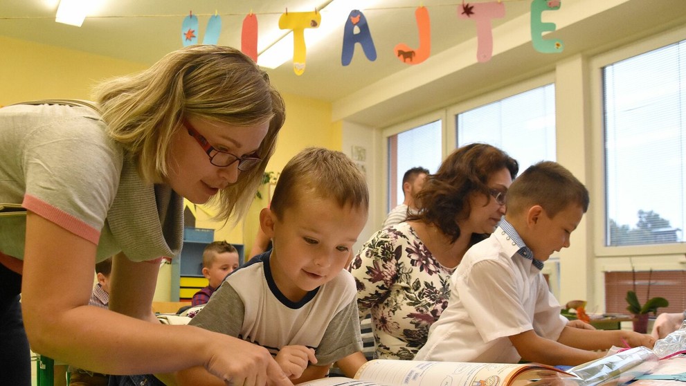Na snímke žiaci I. C triedy Základnej školy na ul. Komenského v Trebišove