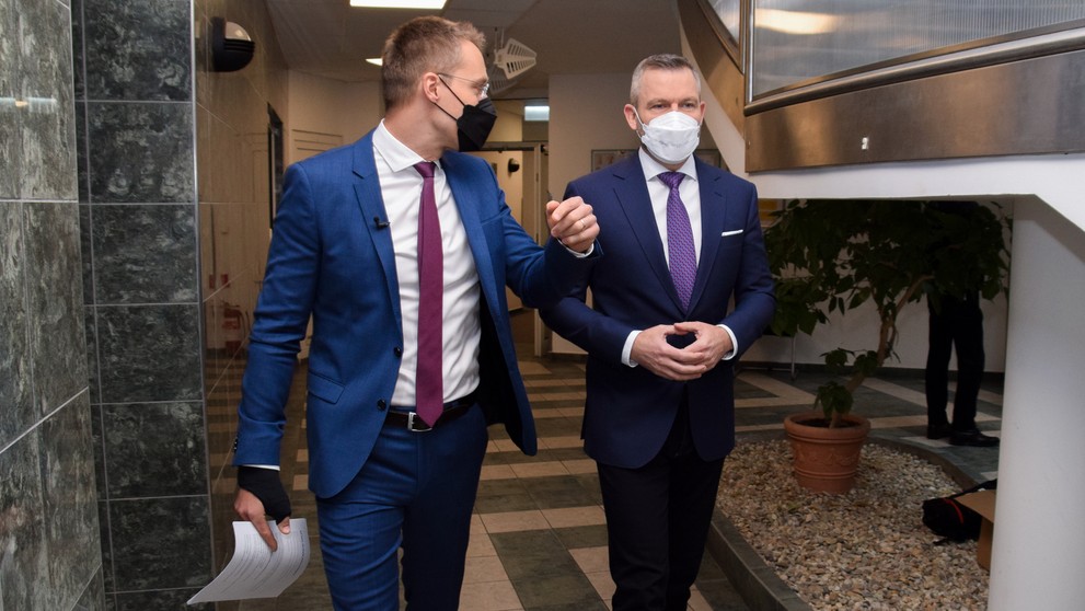 Peter Pellegrini pred nakrúcaním.