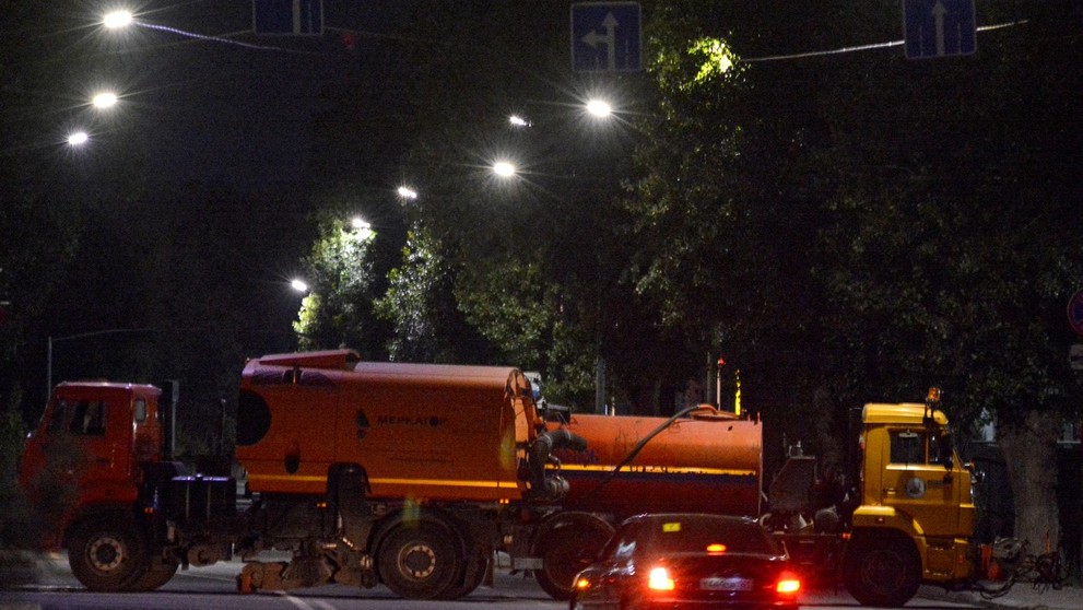 Nákladné autá blokujú prístupovú cestu do mesta Rostov nad Donom.