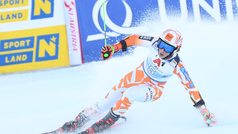 Na snímke slovenská lyžiarka Petra Vlhová v druhom kole obrovského slalomu žien Svetového pohára v alpskom lyžovaní v rakúskom Semmeringu.