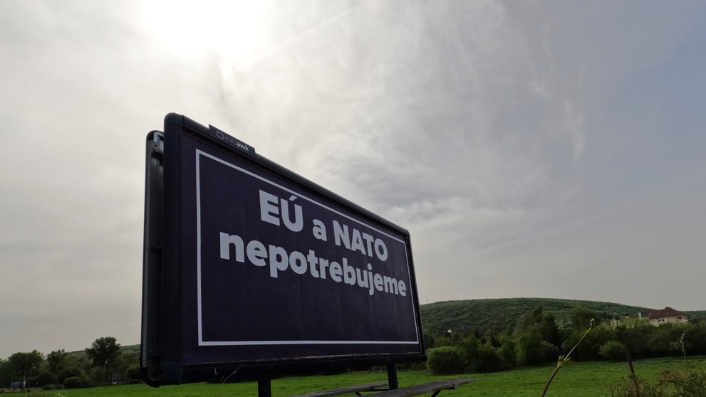 Kontroverzná billboardová kampaň.
