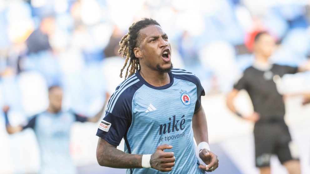 Gerson Rodrigues (Slovan) oslavuje gól v 20. kole Niké ligy proti Zlatým Moravciam.