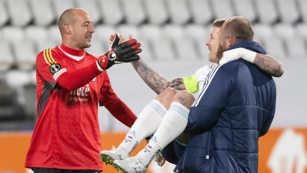 KÍ Klaksvík - Slovan Bratislava.