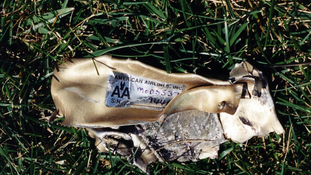 Fragmenty lietadla American Airlines.