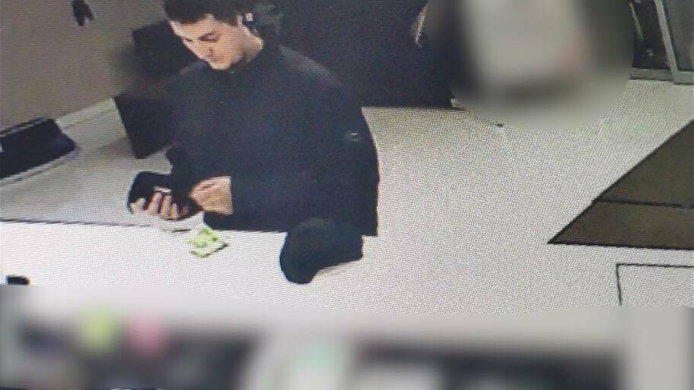 Hľadaný Peter Alberty, ktorý dobodal mladú ženu.