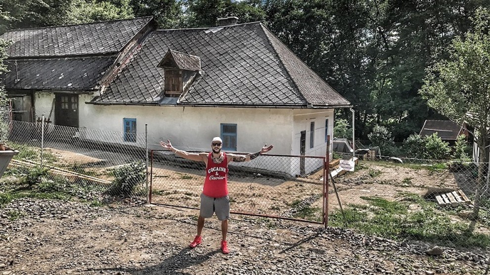 Romanov návrat na Farmu