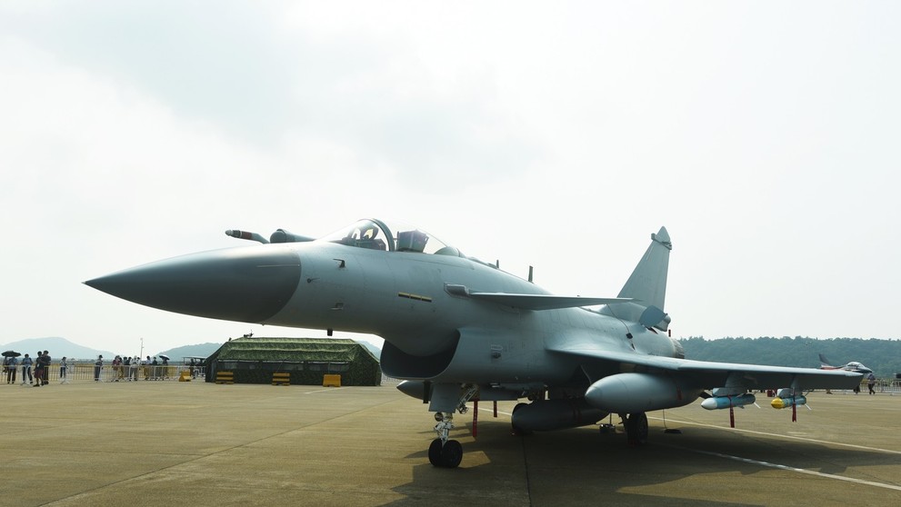 Chengdu J-10C. (2)