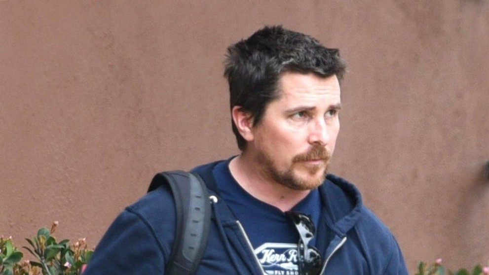 Christian Bale sa pomaly vracia k svojej pôvodnej váhe