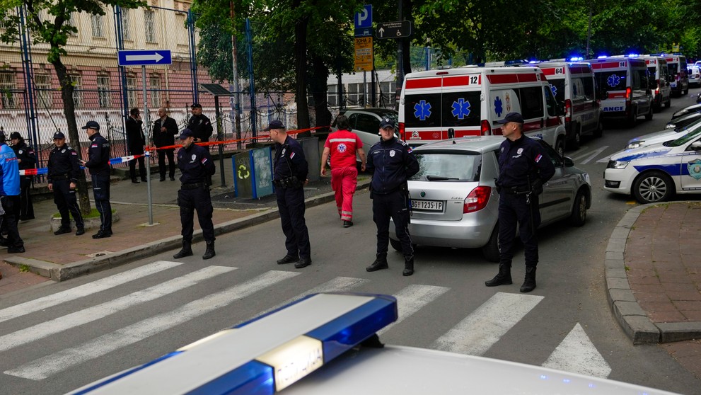 Streľba na škole v Belehrade