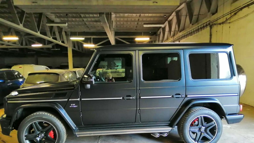 Zadržané auto políciou počas medzinárodnej akcie.