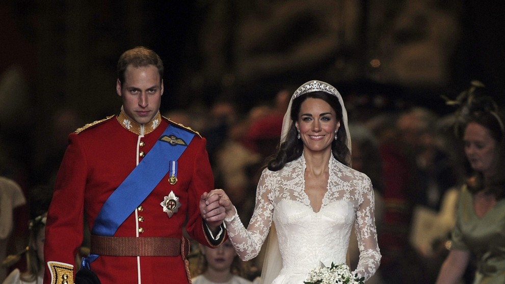 Princ William a Kate krátko po svadobnom obrade 29. apríla 2011. 