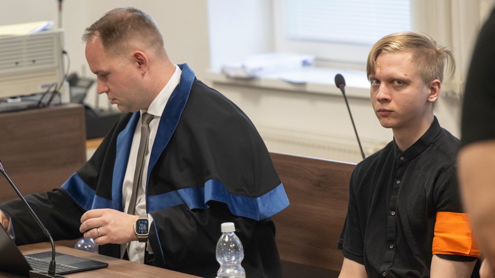 Samuel v súdnej sieni