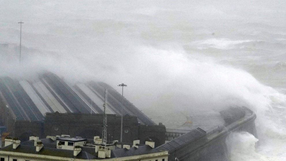 Búrka Ciarán v Anglicku 