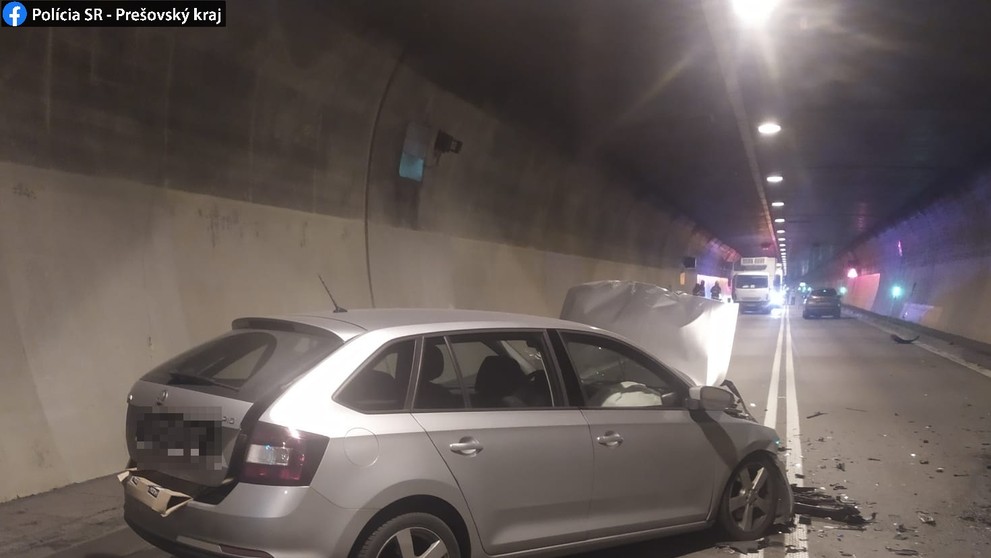Nehoda v tuneli Branisko