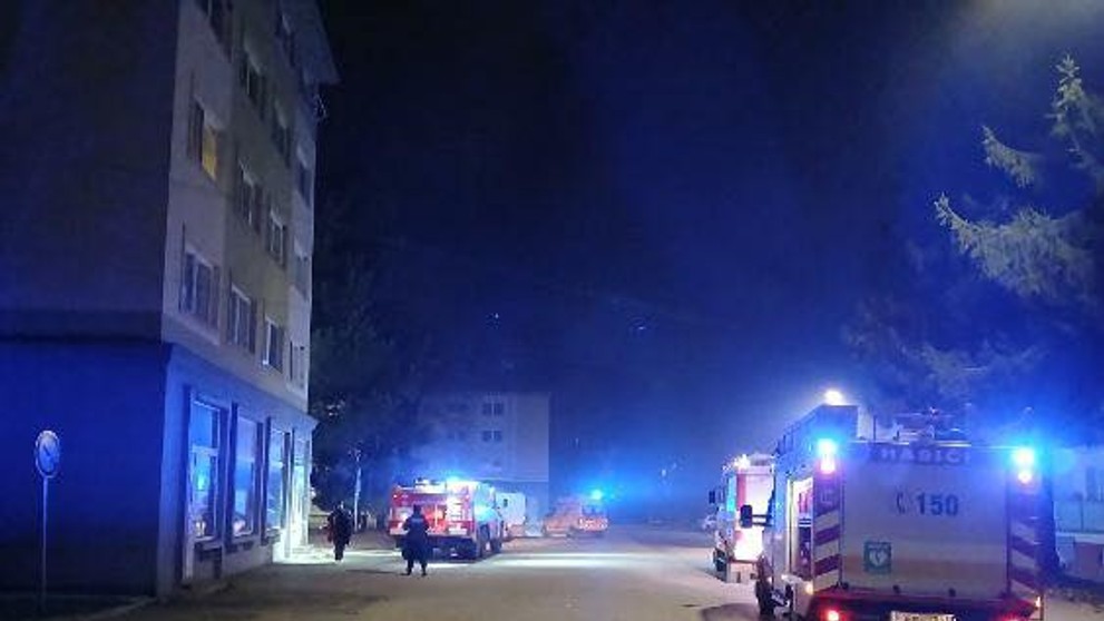 Obyvateľov bytovky museli evakuovať