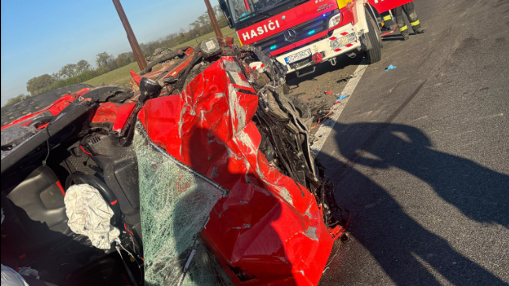 Tragická nehoda na diaľnici R7 pri Šamoríne.