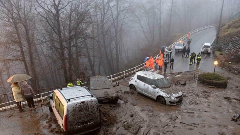Dážď a zosuv pôdy v Talianskych Alpách