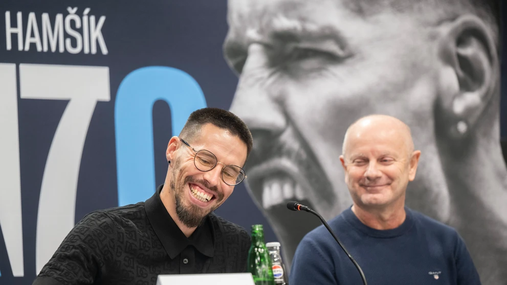 Na snímke zľava bývalý slovenský futbalista Marek Hamšík a hráčsky agent a bývalý Hamšíkov manažér Juraj Vengloš.