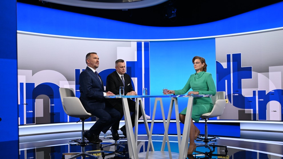 Hosťami relácie Na telo boli Andrej Danko (SNS) a Viliam Karas (KDH)