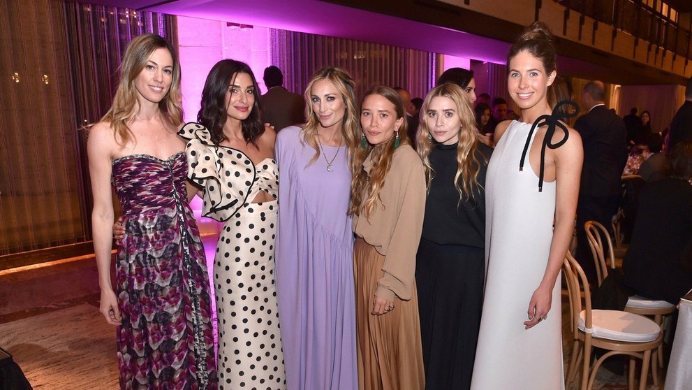 Ony majú len 30?! Dvojčatá Olsenové vyzerajú ako stareny