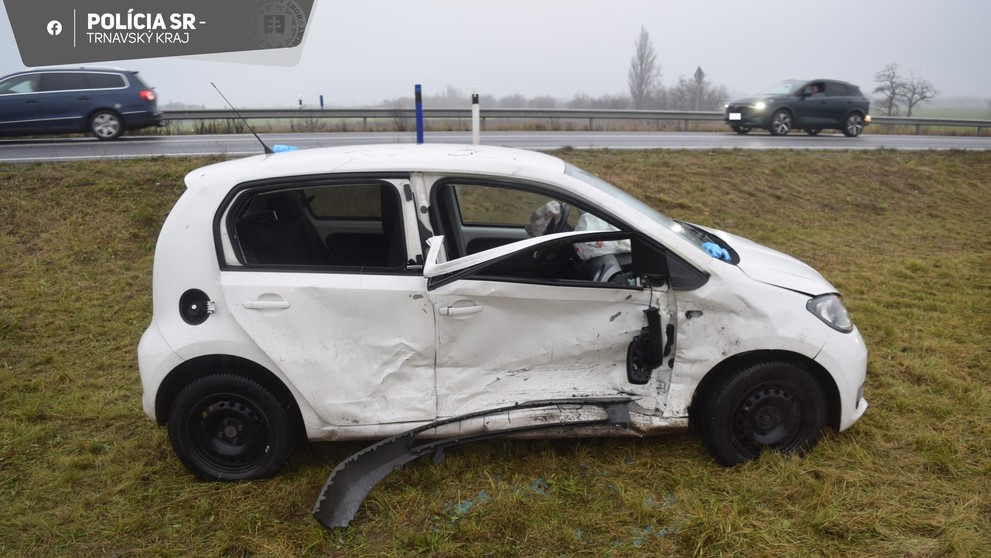 Vážna nehoda pri Kvetoslavove (3)